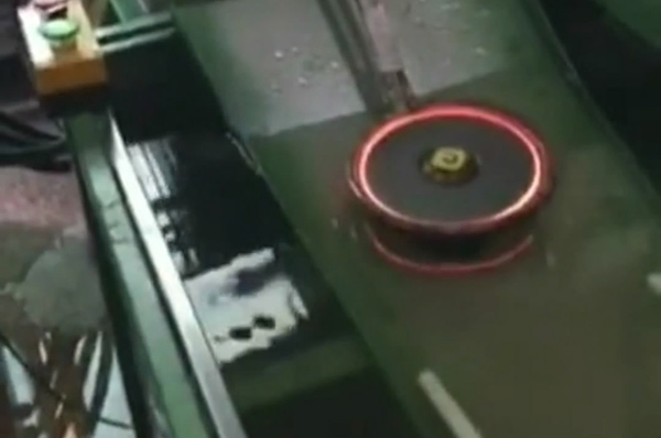 lC(j)X݆ς͎ˮӹЧm