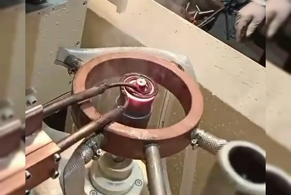 高頻淬火機(jī)床-內(nèi)孔局部淬火