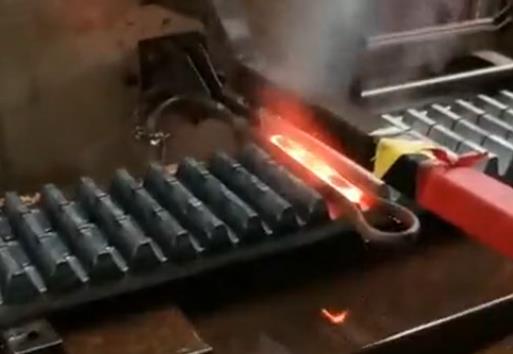 超音頻淬火設(shè)備-齒條淬火熱處理