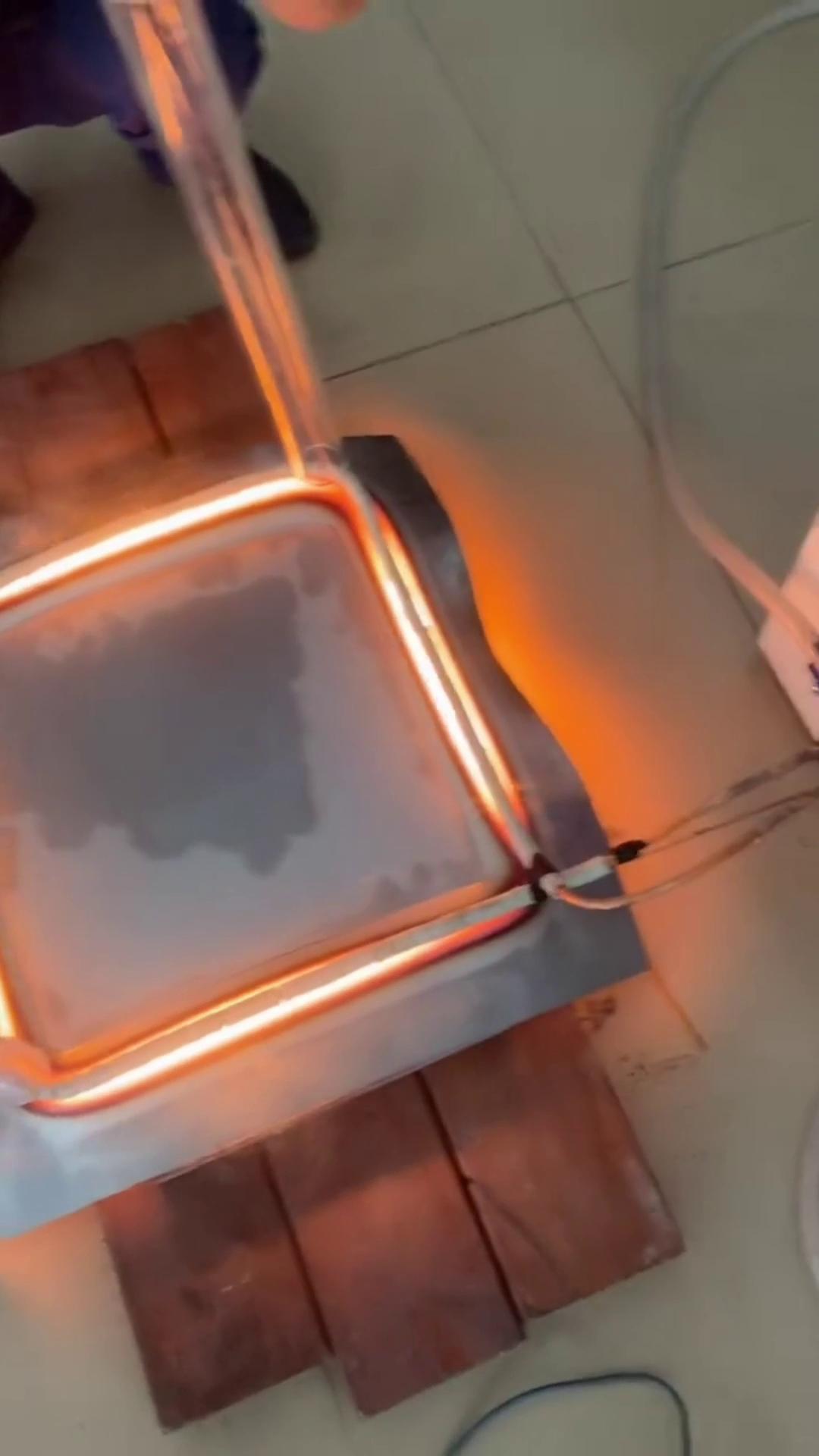 211不銹鋼洗臉盆退火拉伸測試用高頻退火機(jī)