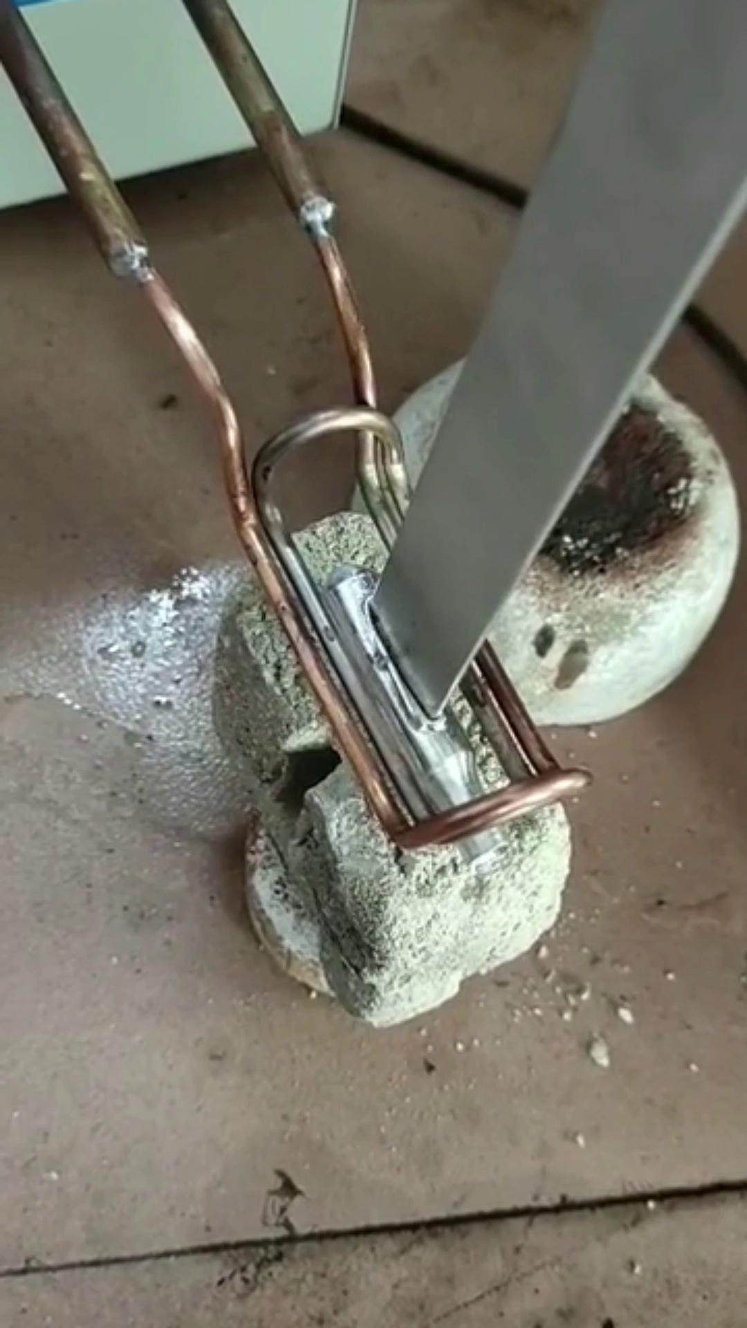 新能源汽車鋁部件釬焊-散熱器銅鋁銅焊接-都可以用高頻焊機(jī)完成