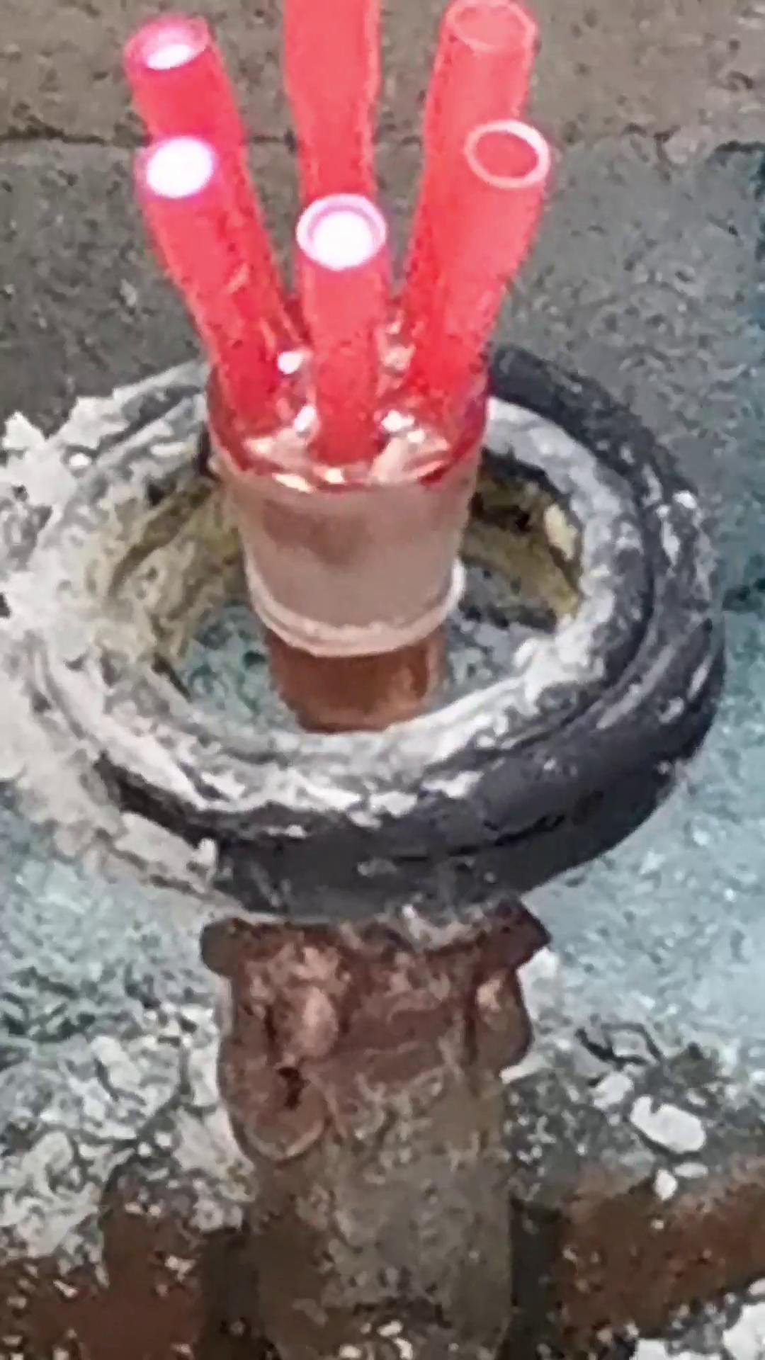 分流器銅管焊接機(jī)-高頻釬焊設(shè)備-無明火焊接更安全