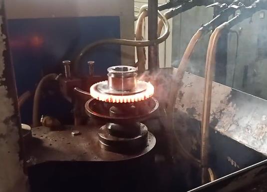 自動化高頻淬火機床-高效、精確、環(huán)保的特點讓其用途廣泛