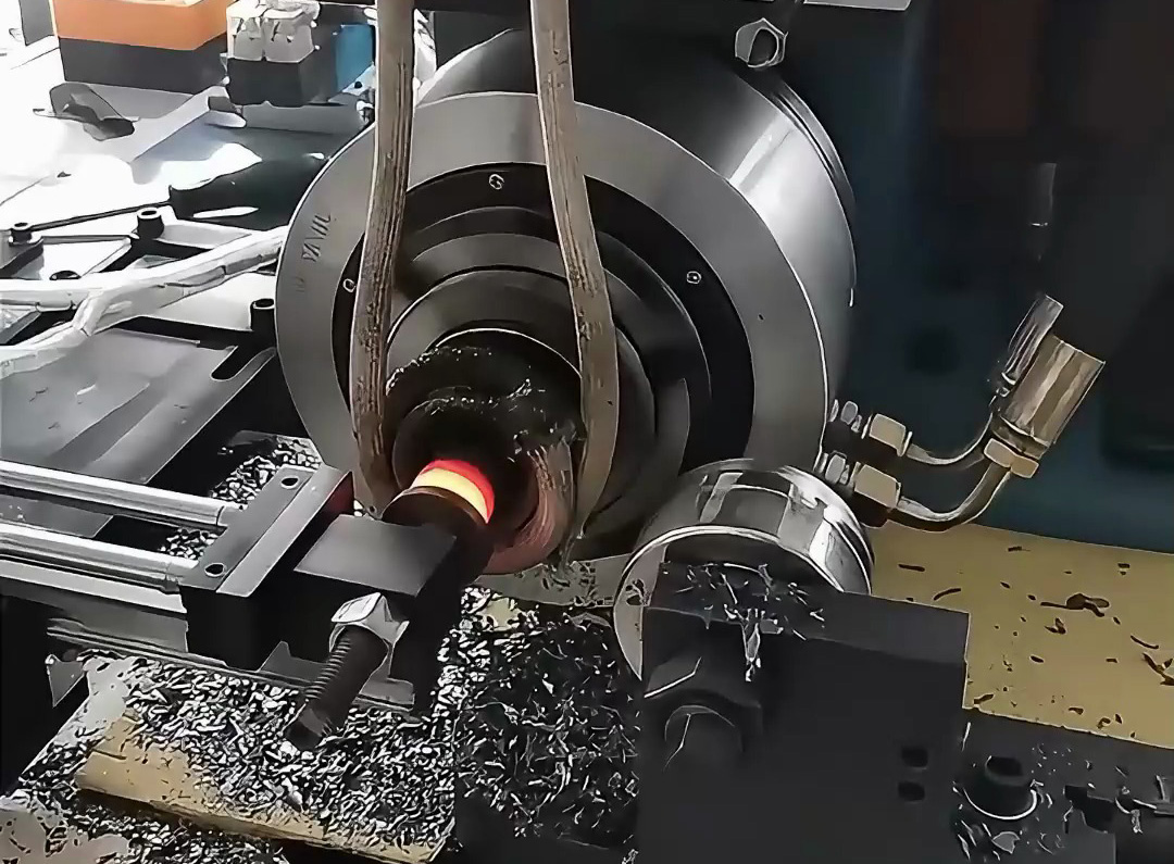 高頻封口機(jī)：電磁場加熱驅(qū)動的高效封口解決方案，賦能金屬與熱塑性材料加工