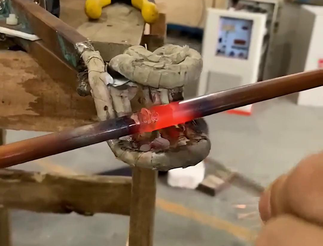 手持式高頻焊機(jī)，橫豎焊接銅管，方便操作