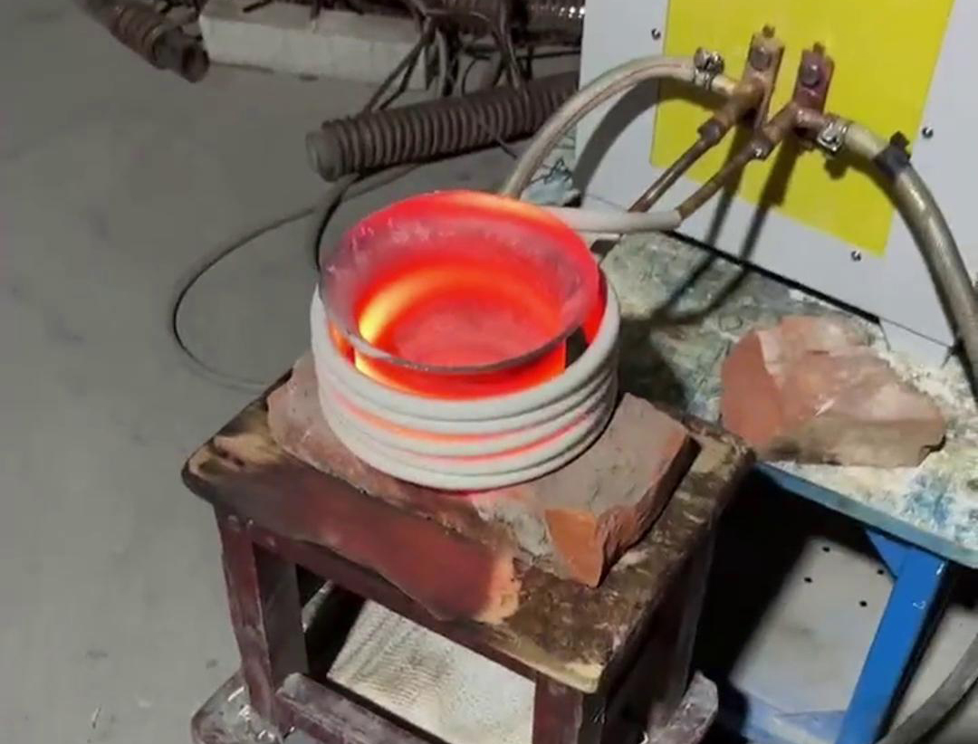 高頻加熱機通常不是用來燒水的傳統(tǒng)設備，但不是說不可以