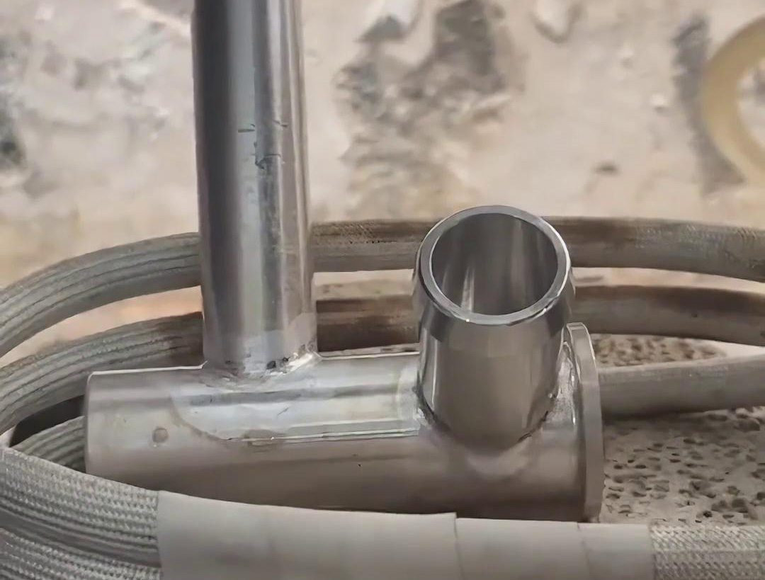 汽車空調(diào)管路鋁壓板，鋁管鋁件感應(yīng)焊接用高頻焊機